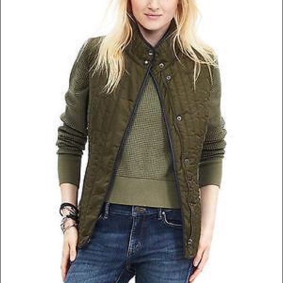 Banana Republic Quilted Field Vest - Army Green - Picture 9 of 11
